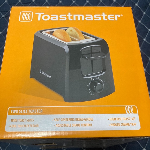 Toastmaster Two Slice Toaster, Black, Cool Touch, Wide Slots-New! - Picture 4 of 5